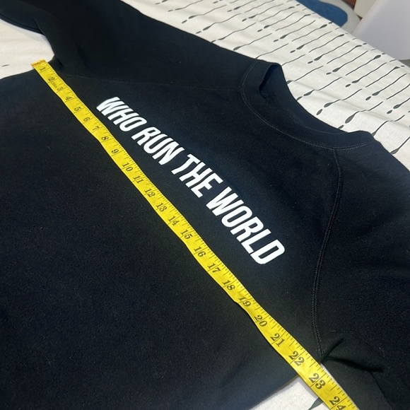 Brunette The Label Black Sweatshirt with White Text - Picture 4 of 7